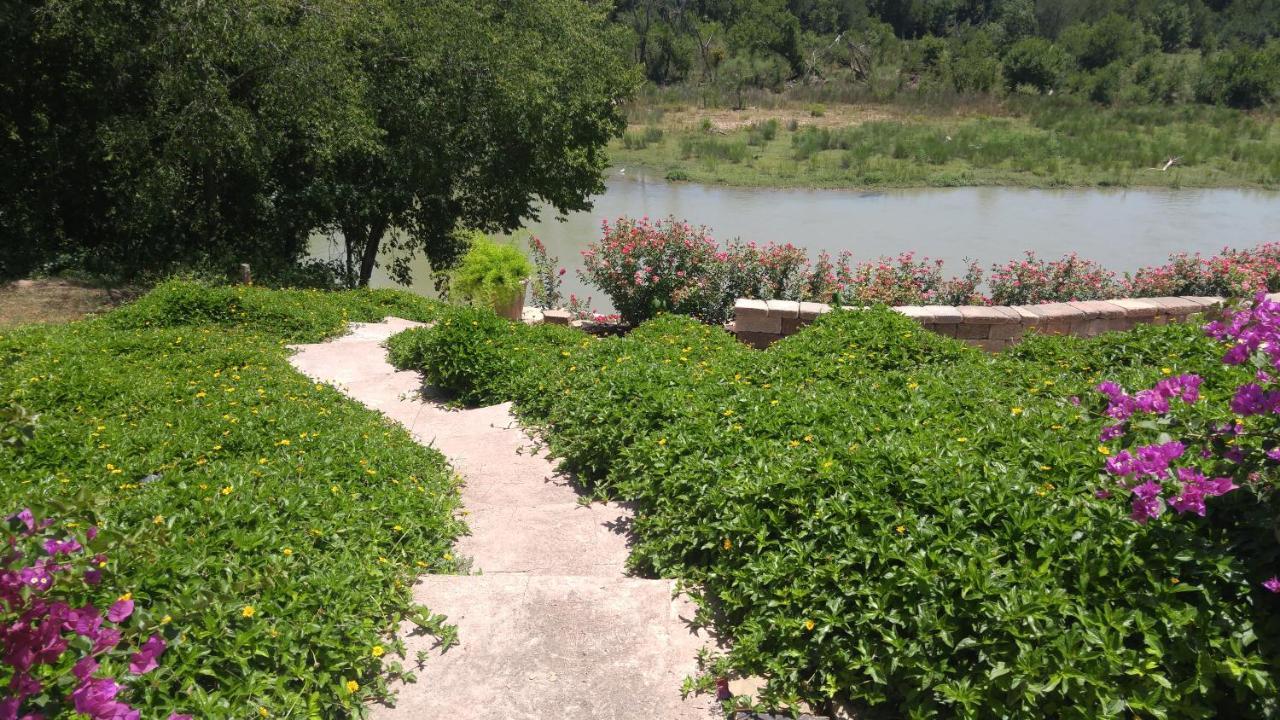 The Perry Riverhouse Bastrop Bagian luar foto